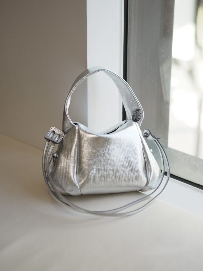 Tuckシリーズ新色「ブロンズ」「シルバー」入荷 - 【Epoi】公式 