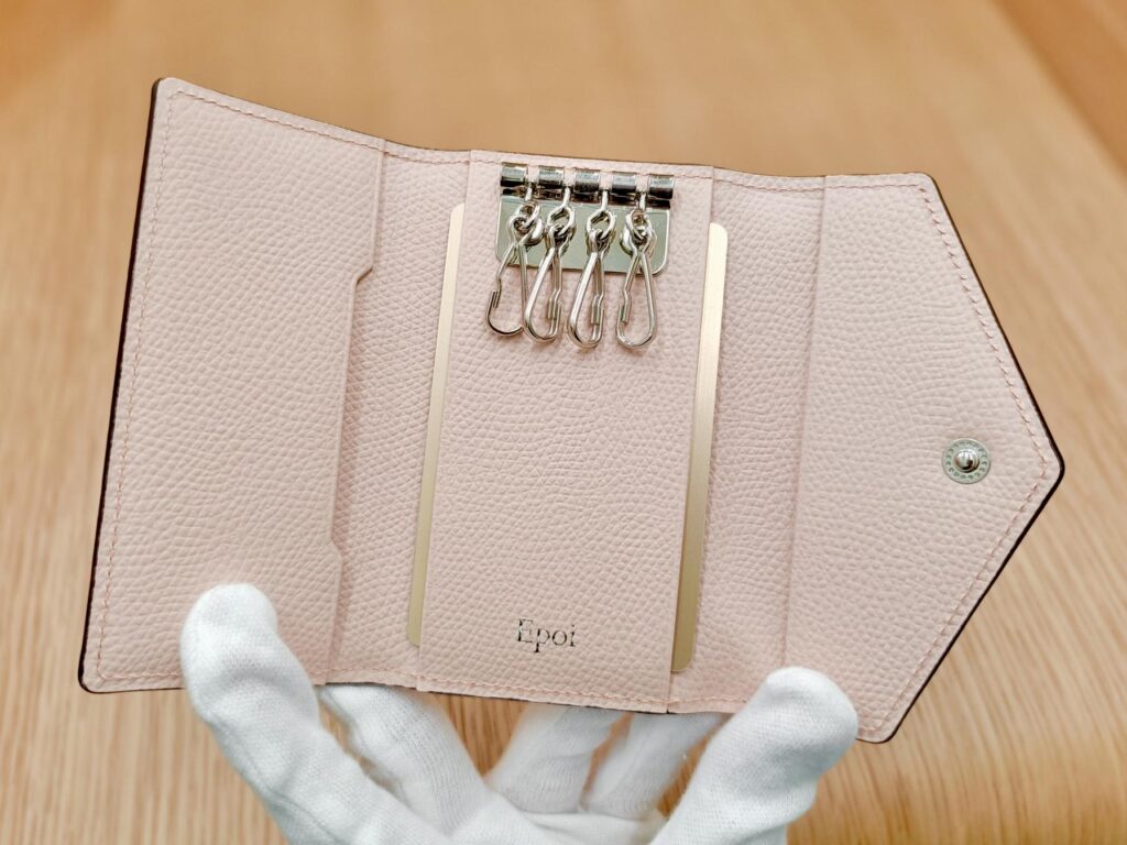 梅田 グランフロント ギフト プレゼント クリスマス 革小物 日本製 レザーグッズ キーケース カラフル ユニセックス