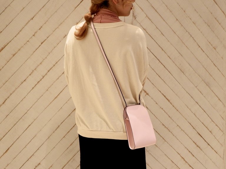 Epoi　日本製　革小物　グランフロント　大阪　WINTER SALE　セール　バッグ　財布　革製品