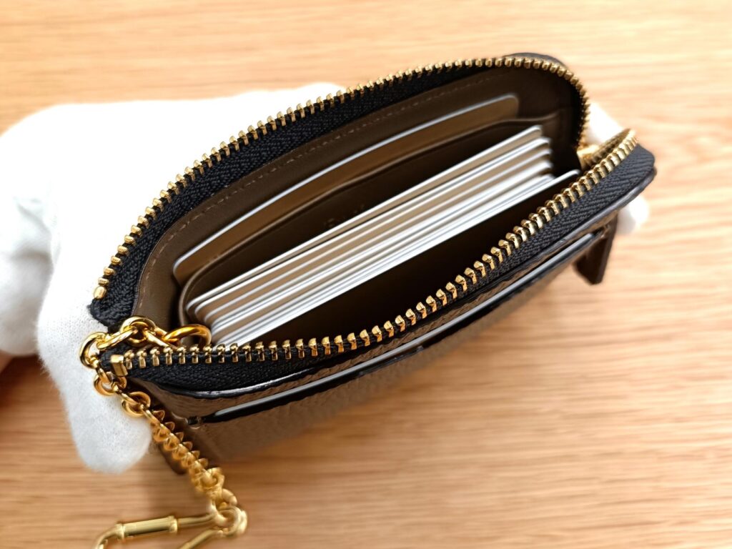 クリスマスギフト プレゼント 2万円台 カードケース フラグメントケース 定期入れ 日本製 革小物 グランフロント 梅田