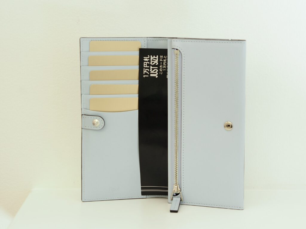 コンパクト長財布　スリム長自負　日本製　革財布　グランフロント大阪　