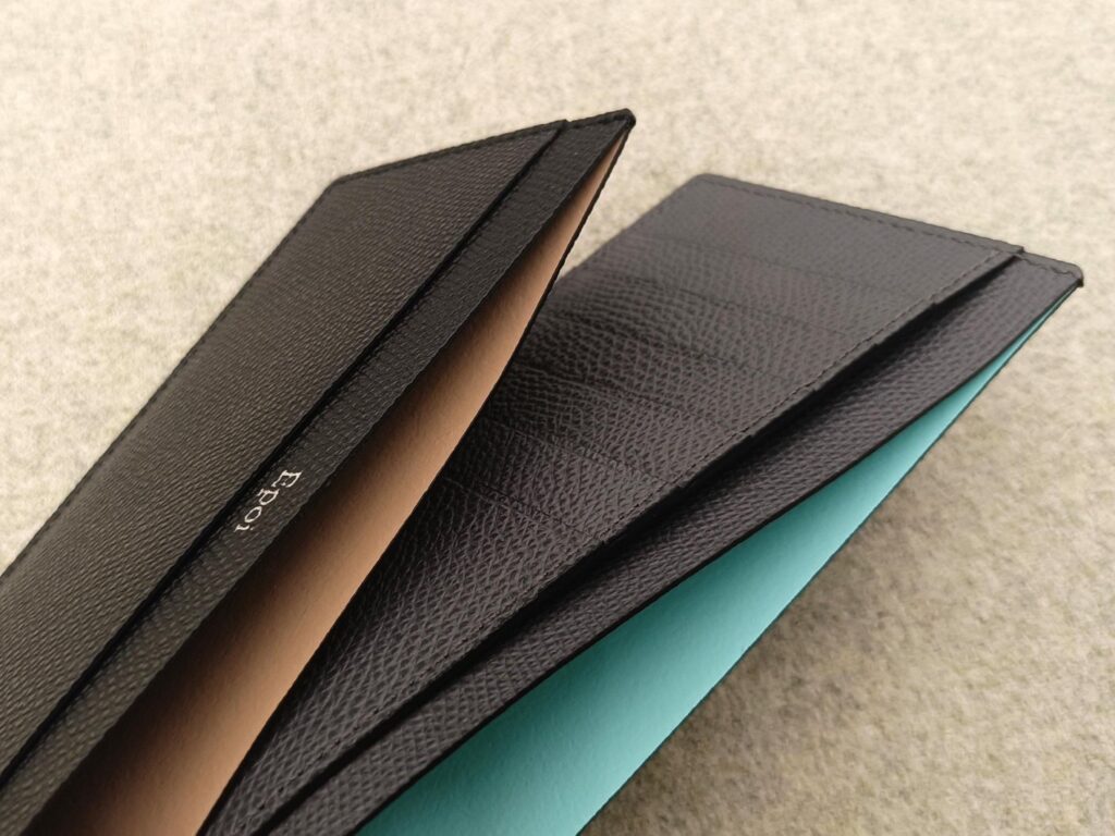 Epoi　MM　シキビー　スマホポシェット　ミニバッグ　日本製　革小物　国産牛革　カードケース付き　バイカラー　お出かけ　GW