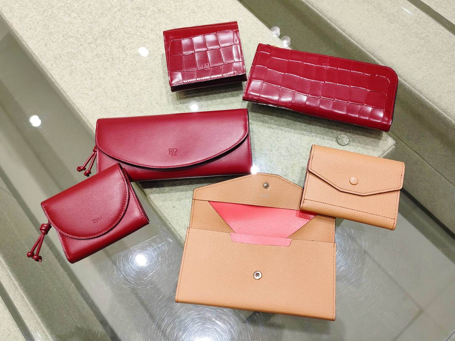 【 ( Epoi ) 梅田】赤いお財布は風水的にダメなの？🔥